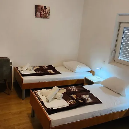 Pansion Bed & Breakfast